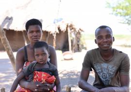 Aubrey Timoti and his family 