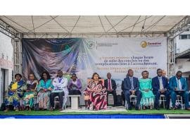 La Distinguée Denise Nyakeru Tshisekedi, Première Dame de la RDC, lors du lancement de la Semaine de la Mère et du Nouveau-Né en RDC, en présence du Ministre de la Santé, du Coordonnateur national de la Couverture santé universelle et des partenaires H+6