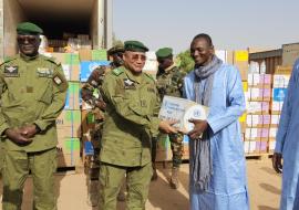 Don de médicaments et matériels médico-techniques à Agadez