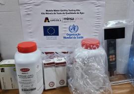 A OMS doa kits móveis de teste da qualidade da água ao MINSA