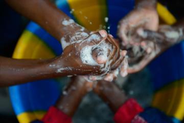WHO and partners to help the Government boost health facility defences against Ebola in the Democratic Republic of the Congo WHO and partners to help the Government boost health facility defences against Ebola in the Democratic Republic of the Congo