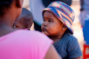 Immunization outreach gains ground in Zimbabwe thumbnail