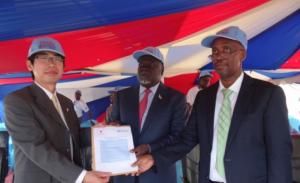 The Minister for Health, Dr. Riek Gai Kok receives the list the first batch of items from the Japanese Ambassador to South Sudan, H.E. Mr. Masahiko Kiya and the WHO Representative to South Sudan Dr Abdulmumini Usman. Photo: WHO.