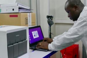 A GeneXpert diagnostic testing set-up in the INRB lab in Kinshasa. This diagnostic tool was adapted during the outbreak of Ebola in West Africa to rapidly test for the disease. Results are ready in one hour. Photo: WHO/A. Clements-Hunt