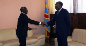 Acceuil du Dr Joseph Cabore, nouveau Représentant de l’OMS en RDC par le Ministre des Affaires Etrangères de la RDC, M. Raymond Tshibanda