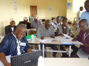 Vue partielle de la salle Les Médecins des districts sanitaires en première ligne