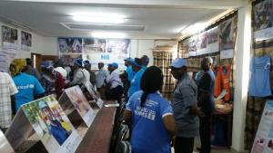 A la maison commune des Nations Unies à Maroua, participation au Market place du projet H6. Les représentants du Ministère de la Santé suivent attentivement