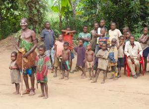 Batwa Chief Ilinga Bopope Lopaka Lomba with his grandchildren and other family members