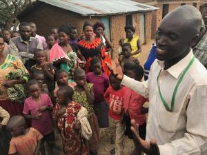 Uganda Village joins forces to Fight Ebola | Photo: WHO/KISIMIR J.