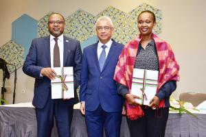 Dr Laurent Musango, WHO Representative in Mauritius, Hon. P. K. Jugnauth, Prime Minister of the Republic of Mauritius (centre) and Mrs Christine Umutoni, UN Resident Coordinator during the launching of the Health Sector Strategic Plan 2020-2024 