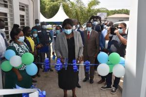 Delegates gathers for ribbon-cutting ceremony at the Public Health Emergencey Operations Centre in Juba