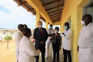 Representante da OMS Moçambique visita centro de Saúde na província de Tete