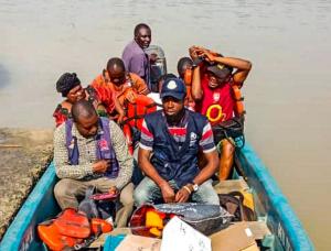 Vaccination team taking commodities to hard to reach riverine area in Bayelsa State