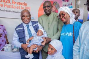 Hexavalent au Sénégal : une avancée pour la couverture vaccinale et la santé de l’enfant