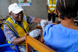 Des soins accessibles transforment la vie des familles déplacées à l’Est de la RDC