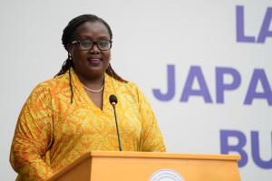 Dr Fiona Braka