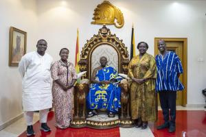 WHO staff with Otumfuo
