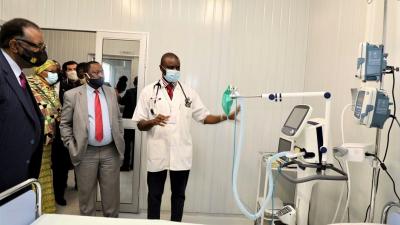 The President of the Republic of Namibia, His Excellency Dr Hage Geingob commissioned the intensive care unit and isolation unit for COVID-19 cases at the Windhoek Central Hospital on 3 June 2020