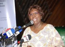 01 Minister for Public Health and Sanitation, Hon Beth Mugo delivering the key remarks at the media briefing.