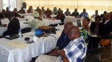 06 Cross section of meeting participants.