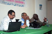 01 De gauche a droite le Pr. Ould Ahmed, le Dr. Ould Feil et le Dr. Ould Houmeid