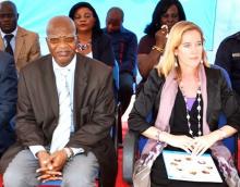 03 Dr Coulibaly Adama a gauche et Mme Christina De Brun ont respectivement represente l OMS et l UNICEF.