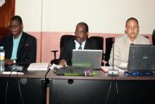 04 De gauche a droite Mr. Lingani, le Pr. Kandolo et le Dr. Ould Ahmedou de l OMS