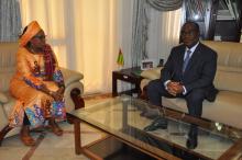 Dr Diallo et le Premier Ministre pendant les échanges