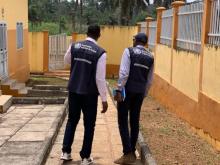 Visite des experts de l'OMS dans un Centre de traitement Ebola