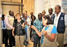 Visite de la délégation de l'USAID au hub de conservation des vaccins et des produits de la vaccination de Kinkole, à Kinshasa --