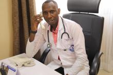 Dr. Jean de Dieu Nziyumvira, médecin du CMCK.