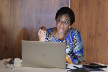 Dr DIALLO Fatoumata Binta Tidiane, motivant l'équipe à donner le meiller d'elle même