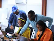 Les facilitateurs du laboratoire d'expérience des utilisateurs du BMS accompagnent les apprenants du Bureau de Pays de la RDC dans leur immersion au sein du module UX Lab. La formation, organisée en plusieurs cohortes, s'est déroulée sur deux jours, du mardi 6 au mercredi 7 mai 2025.