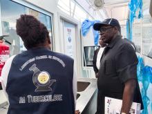 WR visita as instalações do Laboratório Nacional de referência da TB