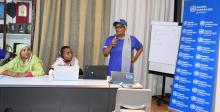 7 avril 2025 : Dr Hissani Abdou Bacar de l'OMS pendant sa présentation devant les étudiants