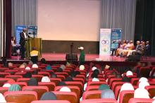 Pendant le discours du DG du CHN El-Maarouf au Palais du peuple de Moroni