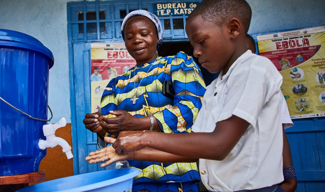 De bonnes habitudes de lavage des mains pour une bonne santé en République démocratique du Congo