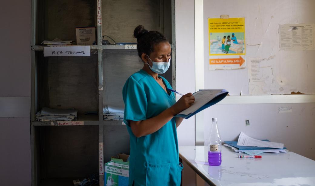 Meseret Alemayehu records patient information at Felege Hiwot Hospital. Meseret has been working as a nurse at the hospital’s kangaroo mother care unit for two years. 