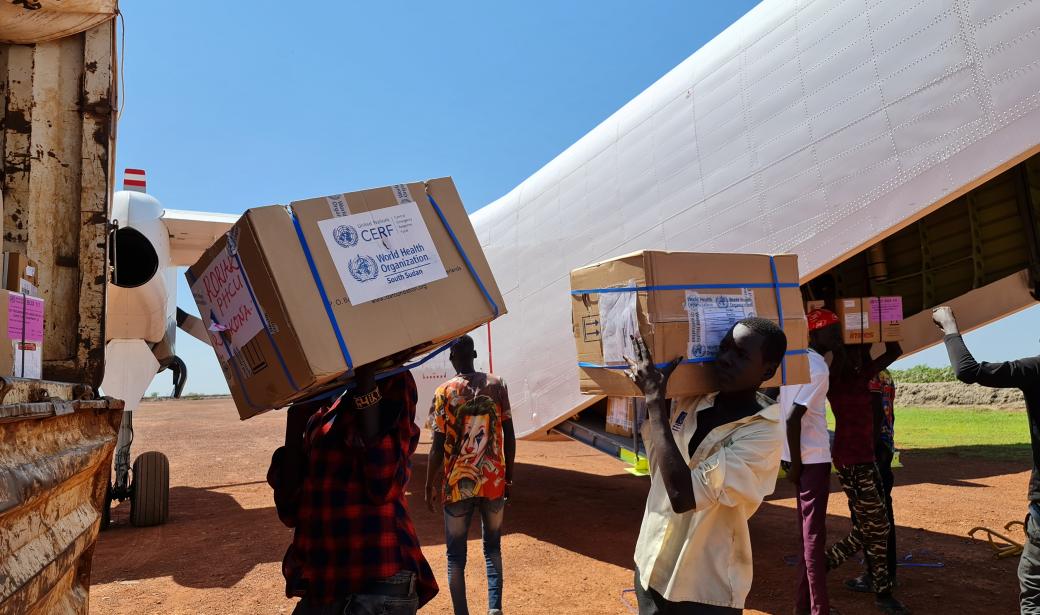 A second shipment organized by WHO and financed by UN CERF of approximately seven metric tons of health emergency kits and other essential medicines and supplies arrived in Unity State on 6 July 2022.
