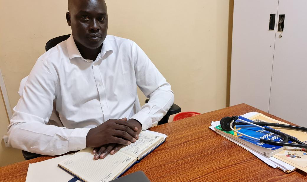 “More than ever, women and children now face a greater risk of illnesses and death due to the general deterioration of living conditions and diseases such as acute diarrhoea, malaria, acute respiratory infections and sexually transmitted diseases,” says Dr Banen Nun, Managing Director at Bentiu Hospital.  “Thanks to WHO, the emergency health kits will help to provide early treatment to vulnerable populations who can’t afford to buy medicines and avoid unnecessary illness and deaths.” 