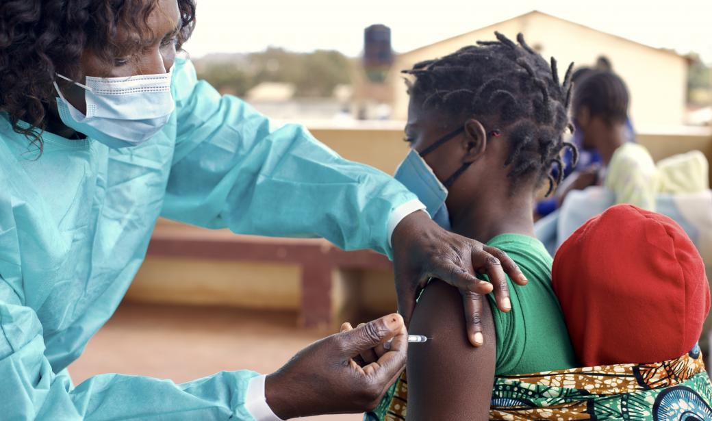 Mozambique : la gestion des données pour un déploiement efficace de la vaccination contre la COVID-19