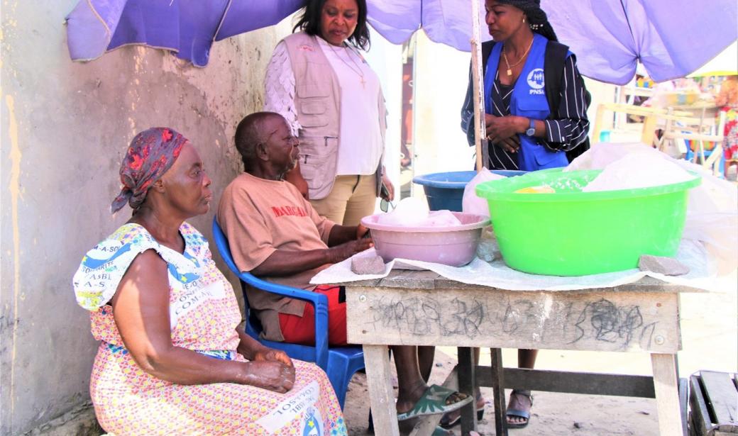 Sensibilisation sur la santé sexuelle et reproductive : ces pairs éducateurs qui passent le message auprès des jeunes de Kinshasa