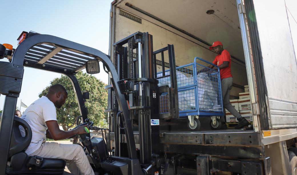 Delivery at provincial level in Mozambique is a challenge, with polio vaccination teams having to use bicycles, boats, and motorbikes to ultimately reach remote communities. 
