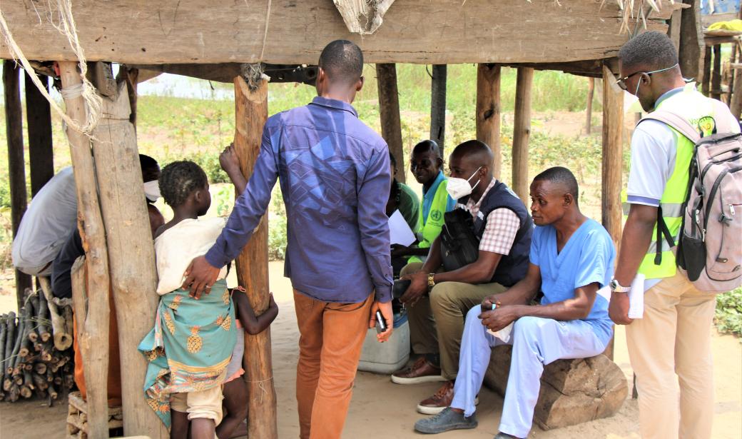 Au plus près des communautés vulnérables des îlots du fleuve Congo, la RDC lance le deuxième passage de la campagne de vaccination contre la COVID-19     