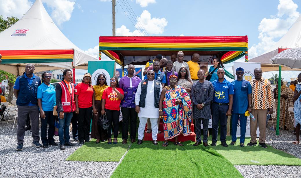 Group photo after the launch