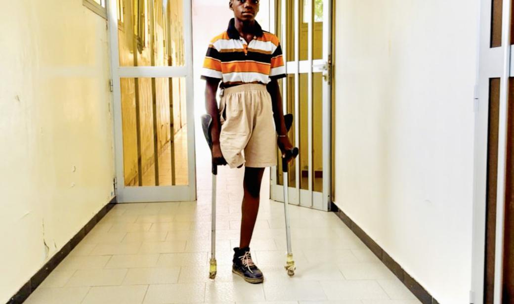 Sénégal : Boubacar, un nouvel élan grâce à une prothèse 