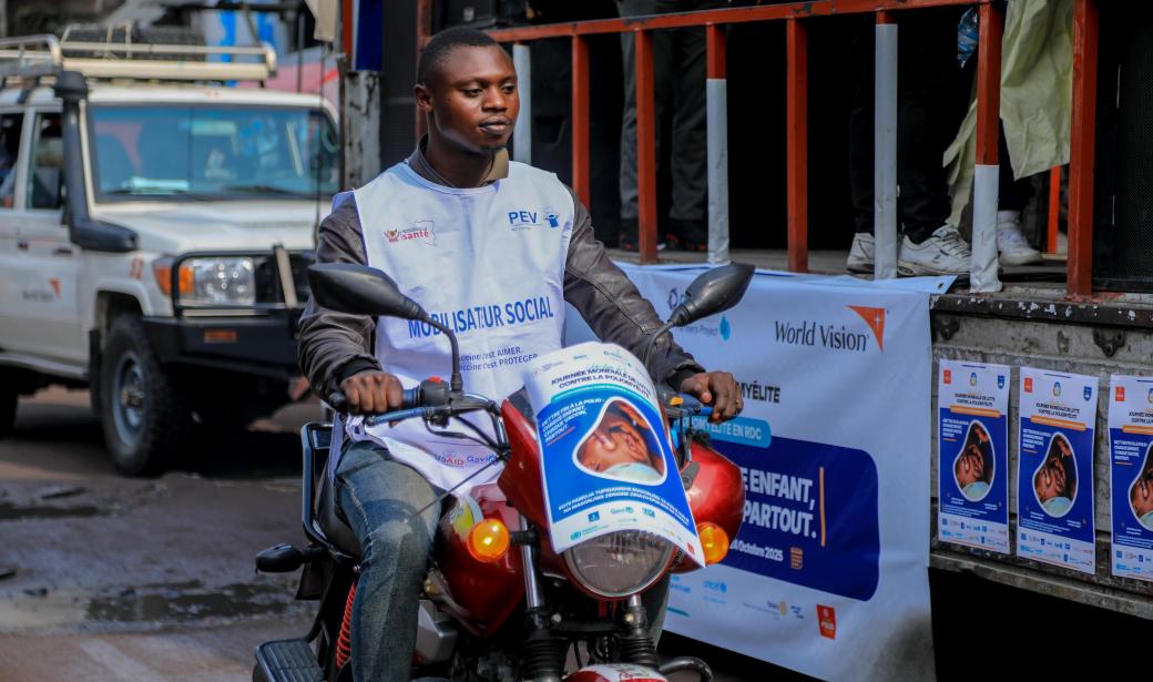 Poliomyélite : À Goma dans l'est de la RDC, une caravane motorisée va à la rencontre des communautés 