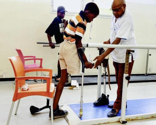  Sénégal : Boubacar, un nouvel élan grâce à une prothèse 
